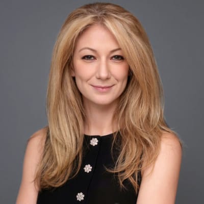 Tara Bergeron headshot.